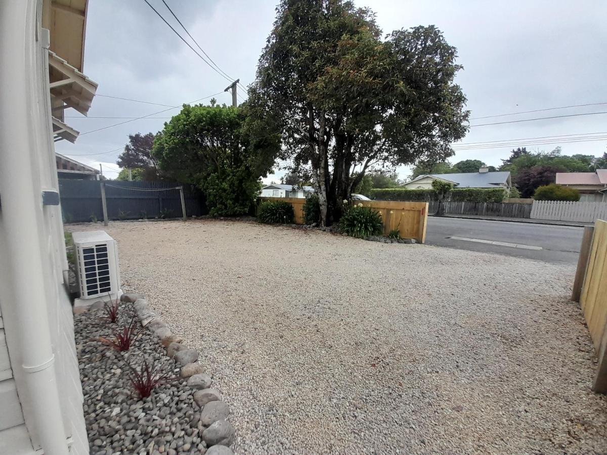 Character 1-Bedroom Unit Masterton Exterior foto